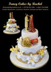 Gold Carriage and horse wedding cake - 1.jpg