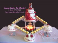 fountain with cupcakes - 1.jpg