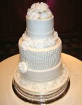 pearls wedding cake 1.jpg