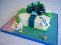 gift birthday cake.JPG