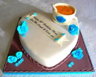 teacup heart cake - 1.JPG